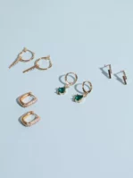 Nelly - Örhängen - Guld - Jade Triangle Earrings - Smycken - Earrings