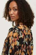 Soaked in Luxury - Topp slAslan Hill Blouse SS - Svart - 34